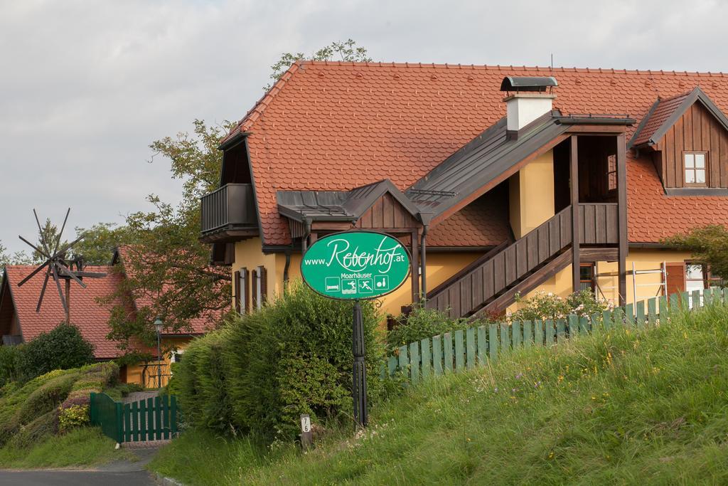 Hôtel Weingut Rebenhof Moarhauser à Ratsch an der Weinstraße Extérieur photo